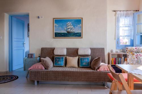 Villa Nina, dreamy little cycladic home in Amorgos