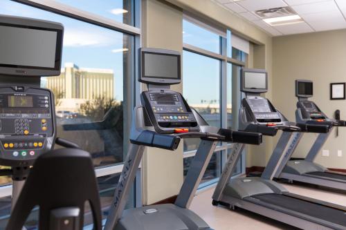 Staybridge Suites Las Vegas - Stadium District by IHG