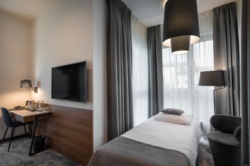 Garden Square Hotel - image 4