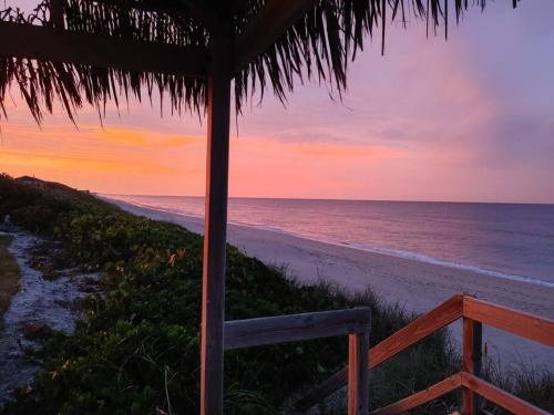 Melbourne Beach Ocean Front house on 1.2 acres Melbourne Beach Ocean Front house on 1.2 acres