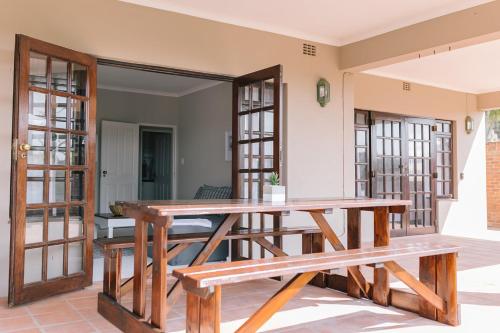 Facilities, Nahoon Beach Villas Self Catering Apartments in Nahoon Mouth