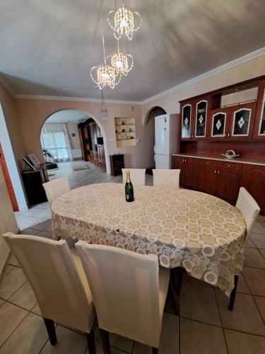 Facilities, Villa Csilla elegant house in Szekesfehervar City Center