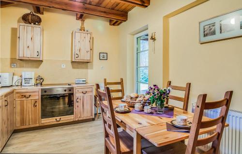 Two-Bedroom Holiday Home image 9