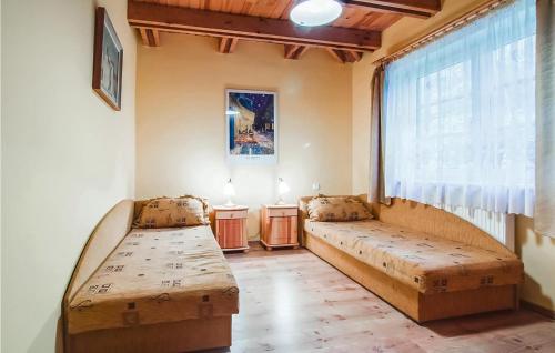 Two-Bedroom Holiday Home image 6