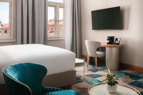room detail thumbnail 1
