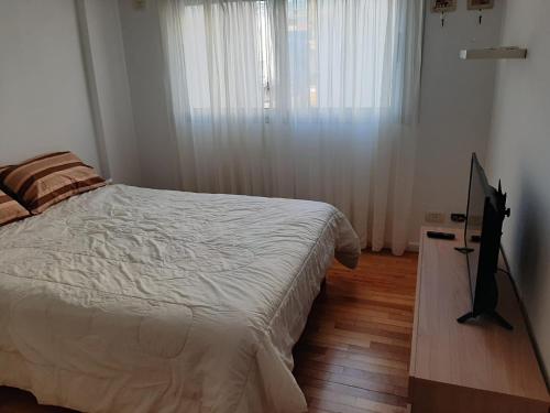 AMENABAR SUITES near La Amistad