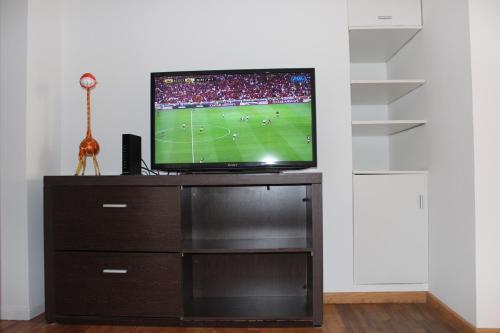 One-Bedroom Apartment image 10