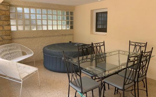 Ravissant logement avec jacuzzi - Apartment - Lançon-Provence