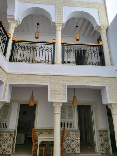 balkon/taras, Hotel Dar Al Madina in Mahdia Centrum