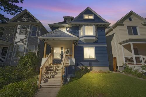 Pet Friendly 5BR Home near Downtown Detroit in Detroit, USA