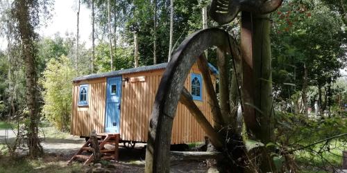 สวน, Sapphire forest garden shepherd’s hut in โบสถ์สเตร็ทตัน