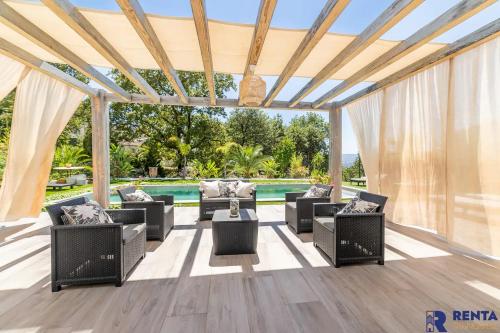 Cannes Hills Lovely Villa Pool & Garden - Location, gîte - Le Cannet