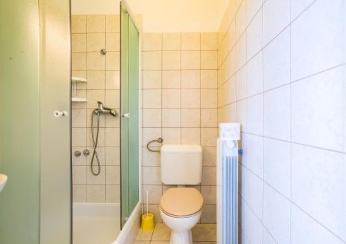 Apartments and rooms with parking space Kraljevica - 17589 - main image