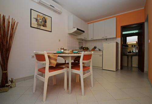 Apartments with a parking space Rabac Labin - 17655 - image 13