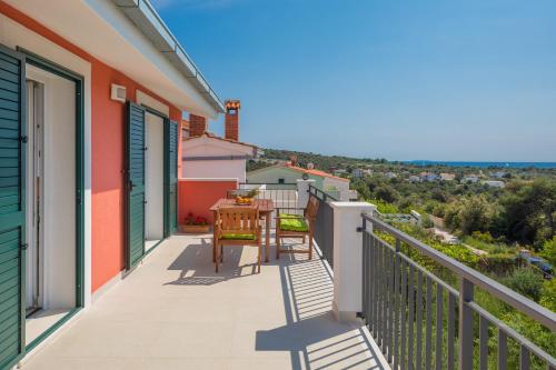 Holiday house with a parking space Kanica Rogoznica - 17600 - image 13
