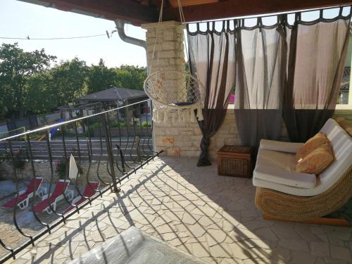 Family friendly house with a swimming pool Rezanci, Central Istria - Sredisnja Istra - 17632