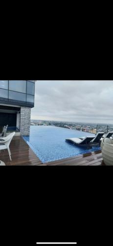 Walking Street Condo Beautiful 1 King Bedroom - Angeles