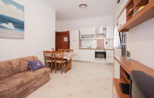 Apartment Punat 17857b - image 7