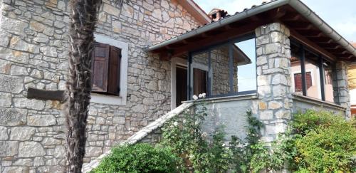 Holiday house with a parking space Krsan - Vlasici, Central Istria - Sredisnja Istra - 17950