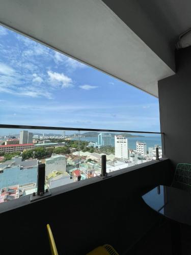 Balcony/terrace, FLC Quy Nhơn Seaview Apartment in Quy Nhon (Binh Dinh)