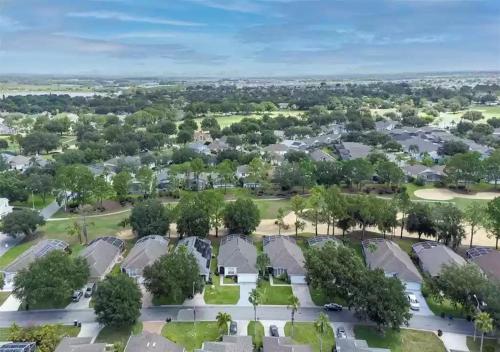 Lovely Home in Southern Dunes Golf & Country Club Gated Community in Haines City, USA