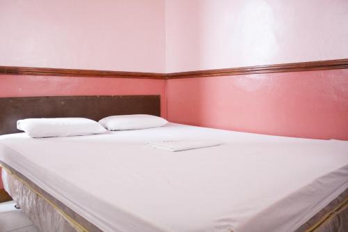 GV Hotel Maasin Room Type - Standard Double Room