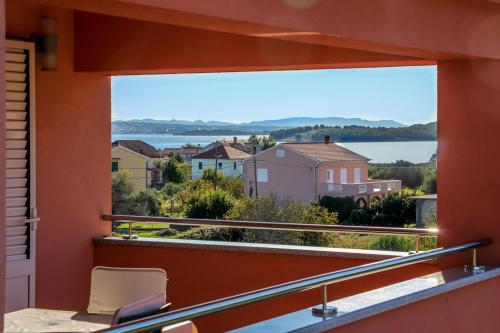 Family friendly apartments with a swimming pool Nevidjane Pasman - 18054 - image 9
