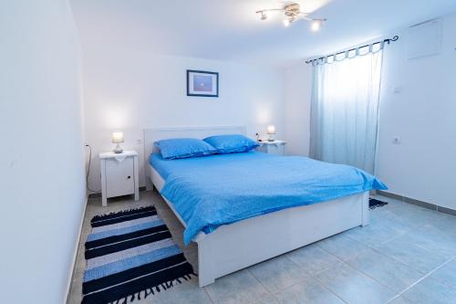 Family-friendly apartments with swimming pool Krasica, Rijeka - 18059 in Krasica