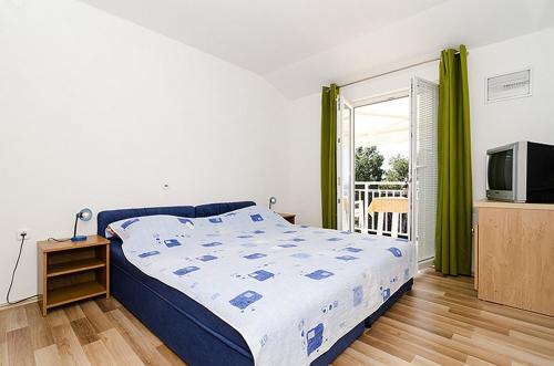 Family friendly seaside apartments Dingac - Borak Peljesac - 18060 - image 12
