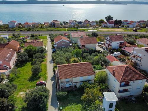 Apartments with a parking space Bibinje, Zadar - 18090 - Location saisonnière - Bibinje