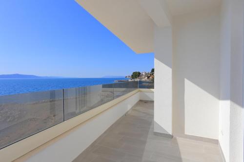 Family friendly apartments with a swimming pool Zivogosce - Porat Makarska - 18150 - image 11