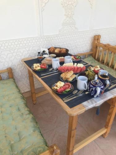 ESHONI PIR Boutique – Bukhara, DC