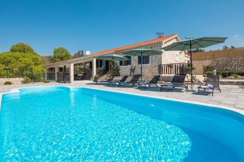 Family friendly house with a swimming pool Stupin Celine Rogoznica - 18194 - image 2