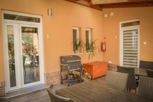 Oros House Apartmanhaz in Oroshaza
