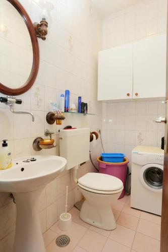 Apartments with WiFi Split - 18336 - image 5