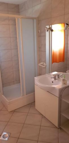 Two-Bedroom Apartment with Terrace image 8