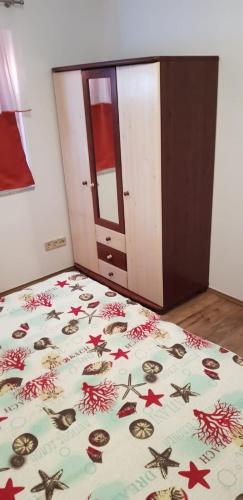 Two-Bedroom Apartment with Terrace image 10