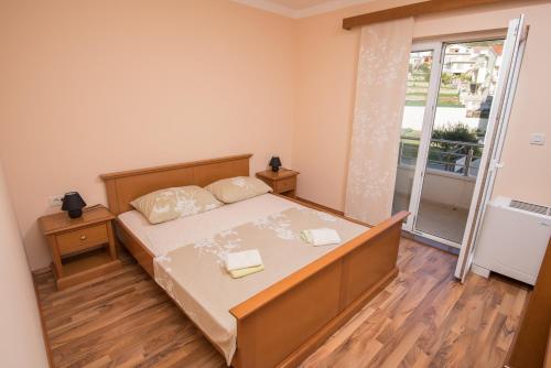 One-Bedroom Apartment with Balcony and Sea View