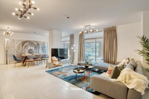 Manzil - The Residences, Luxury Villas with Full Burj View, Downtown