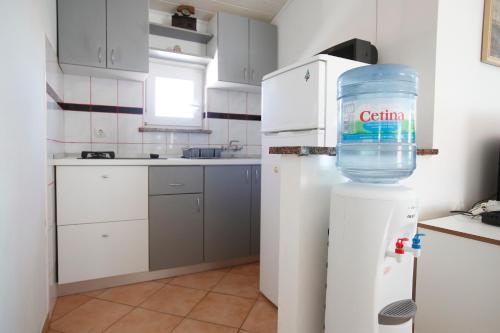 Two-Bedroom Apartment with Terrace and Sea View image 8
