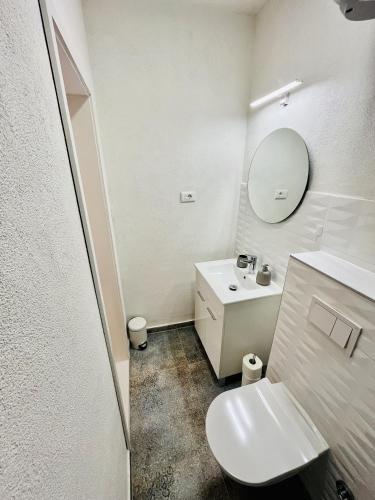 Two-Bedroom Apartment with Terrace image 10