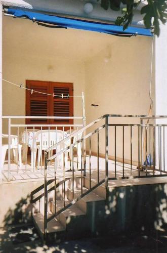 Two-Bedroom Apartment with Terrace and Sea View image 6