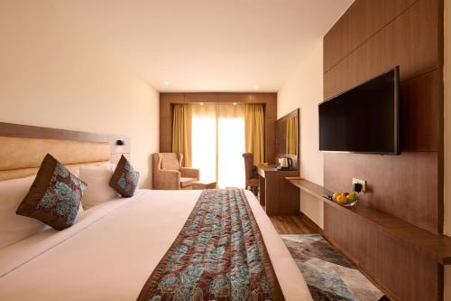 Queen Room with Balcony room in Renest Haridwar