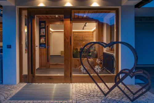 ทัศนียภาพภายนอกโรงแรม, Gasthof-Pension Wulfenia in การ์เกลเลิน