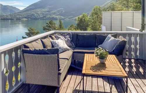 Viesnīcas āriene, 3 Bedroom Beach Front Home In Jondal in Jondal