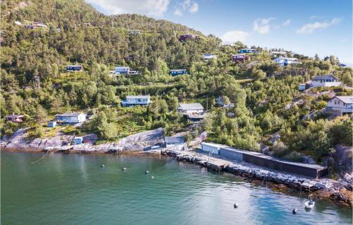 Viesnīcas āriene, 3 Bedroom Beach Front Home In Jondal in Jondal