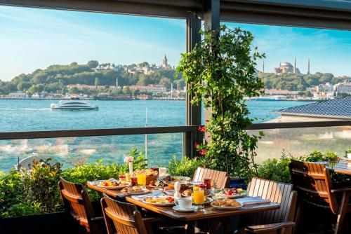 Novotel Istanbul Bosphorus