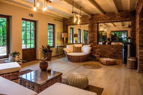 ForRest Hotel & Restaurant in Zielona Gora