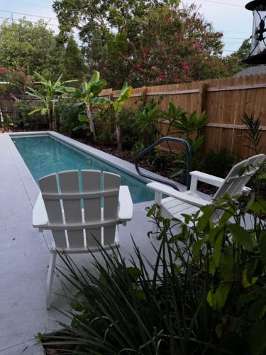 Hollingsworth Guest House With Pool in Lakeland