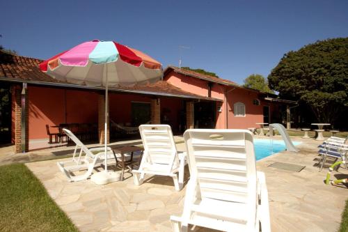 สระว่ายน้ำ, Piscina e muito lazer em linda Chacara, Franca SP in ฟรังกา